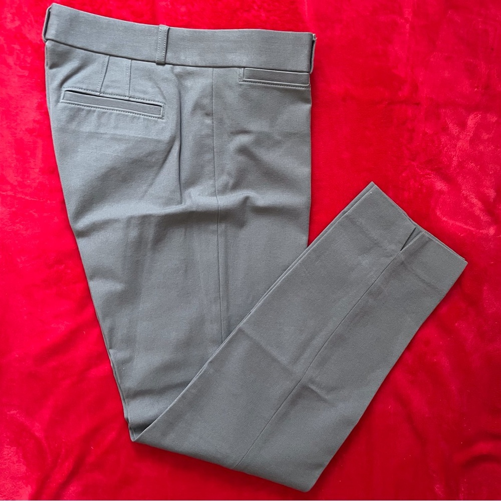 Banana Republic Women's Gray Straight Leg Pants